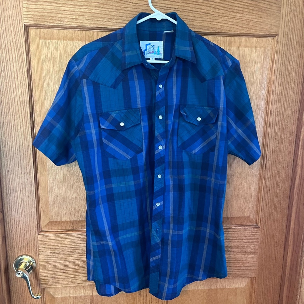 Vintage big country blue plaid short sleeve Western pearl snap shirt